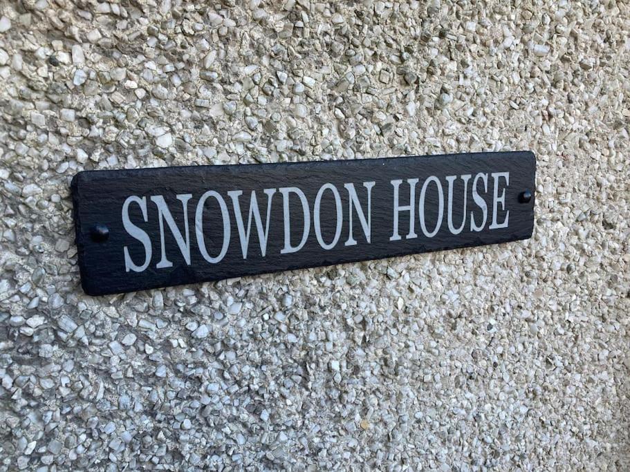 Snowdon House, 8 Bedrooms, Sleep 16, Close To Blackrock Sand Porthmadog Extérieur photo