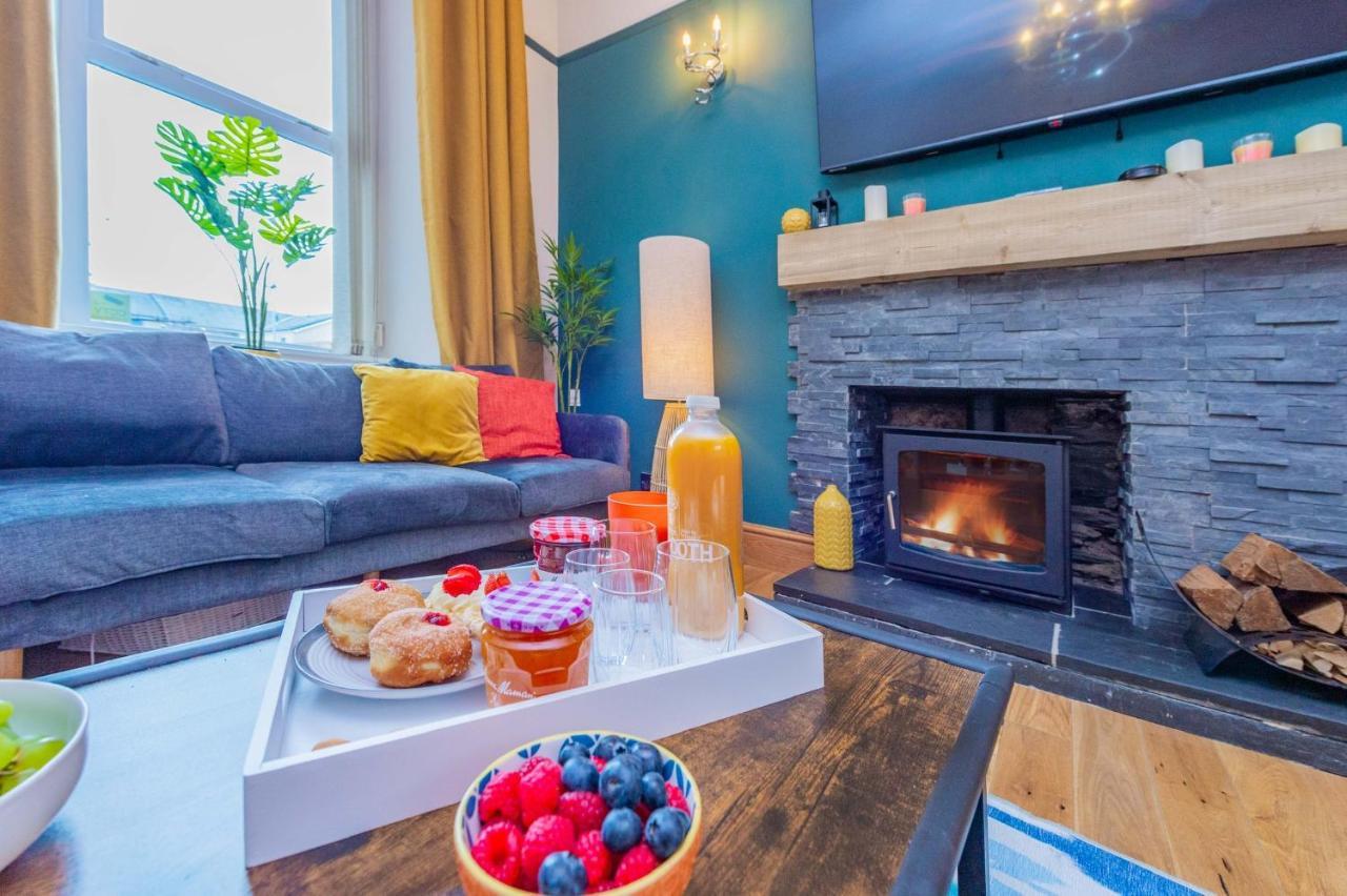 Snowdon House, 8 Bedrooms, Sleep 16, Close To Blackrock Sand Porthmadog Extérieur photo