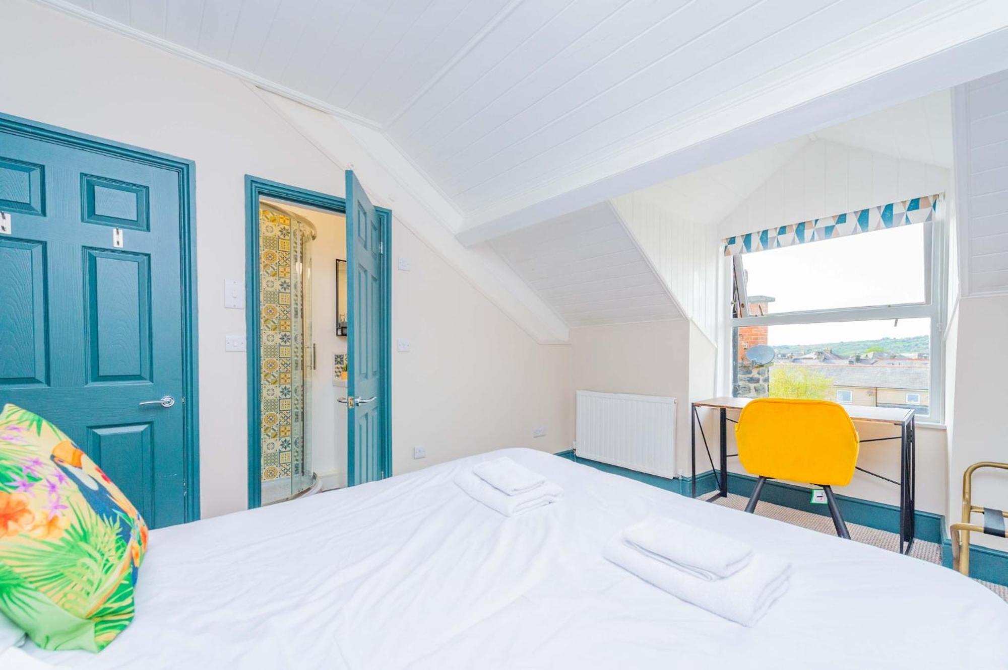 Snowdon House, 8 Bedrooms, Sleep 16, Close To Blackrock Sand Porthmadog Extérieur photo